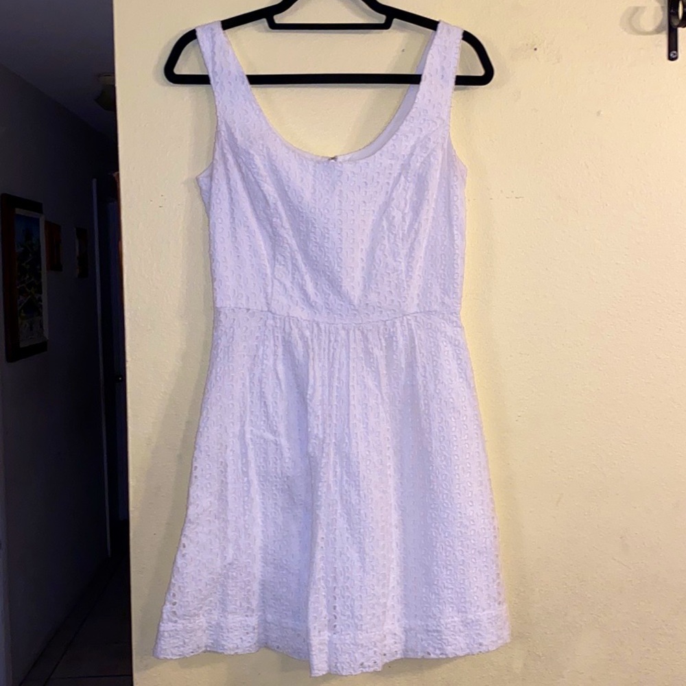 Women’s Vineyard Vines eyelet dress Size 2 Cotton White